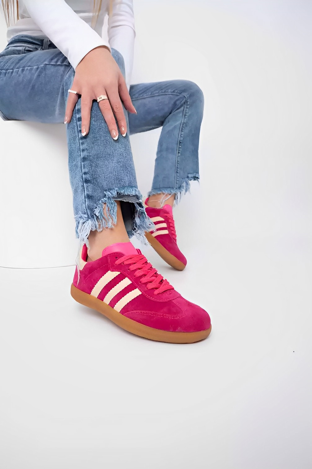 Solaris Suede Sneakers - Pink